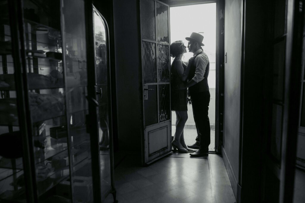 Tango in brothels and back alleys